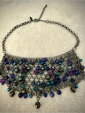 New York & Company Multicolor Iridescent Bib Necklace Made With Gunmetal 🖤